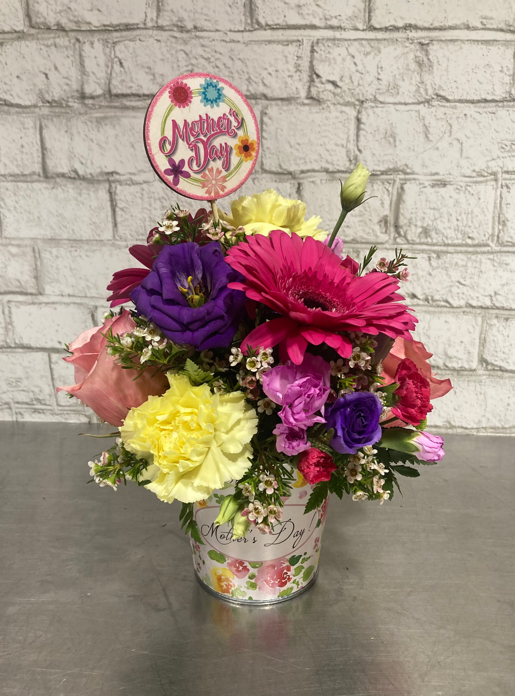“Pretty Posey” Mother’s Day Flowers